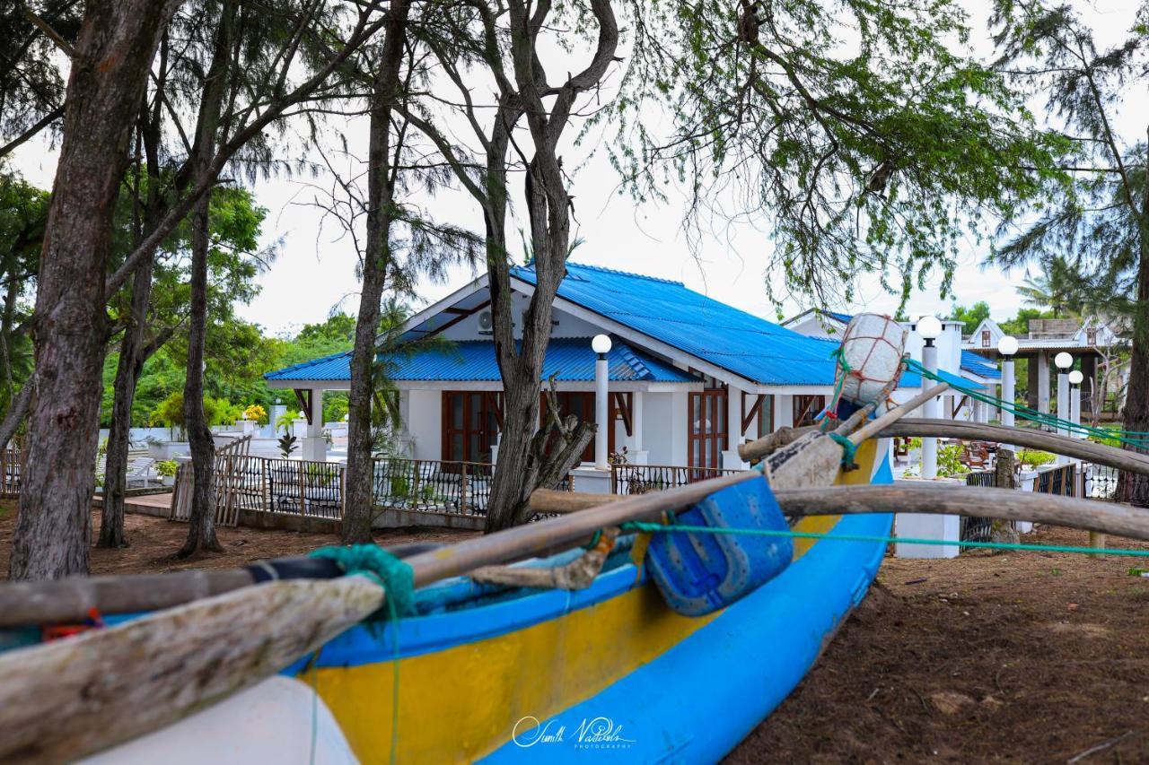 Ceylonta Beach Resort And Spa Hambantota Kültér fotó