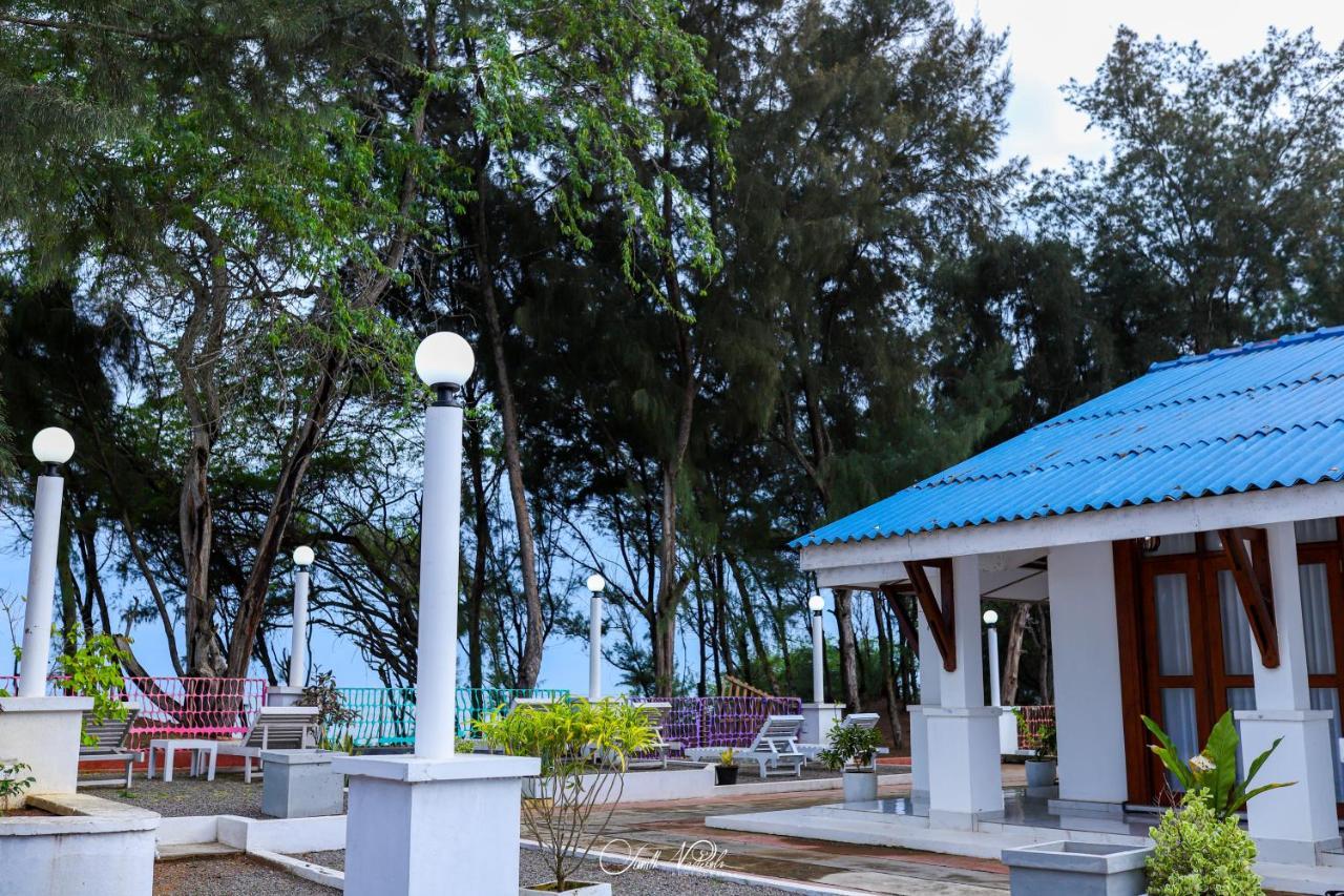 Ceylonta Beach Resort And Spa Hambantota Kültér fotó