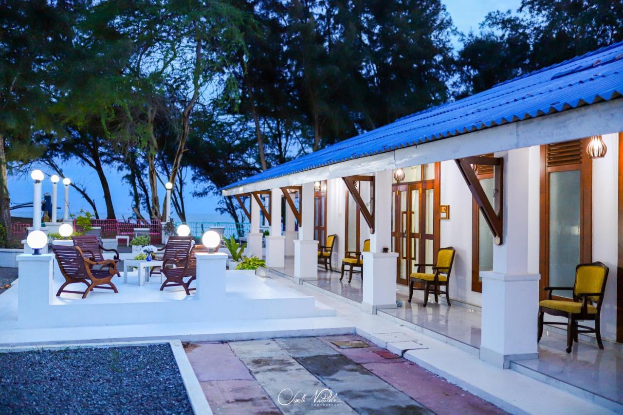 Ceylonta Beach Resort And Spa Hambantota Kültér fotó