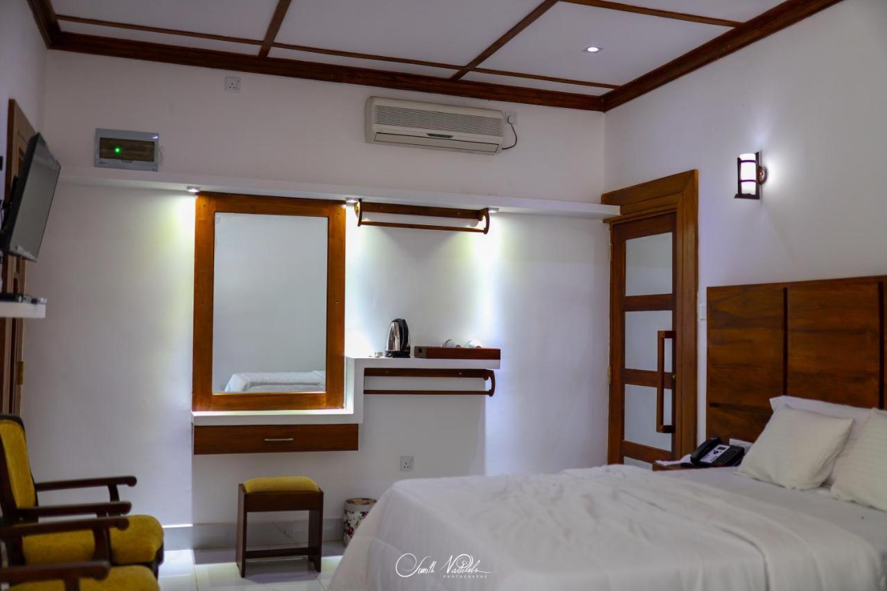 Ceylonta Beach Resort And Spa Hambantota Kültér fotó