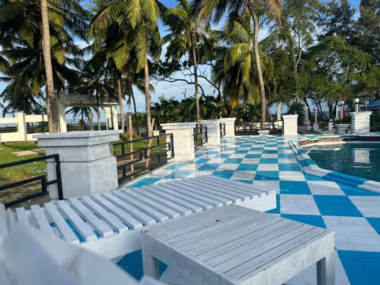 Ceylonta Beach Resort And Spa Hambantota Kültér fotó