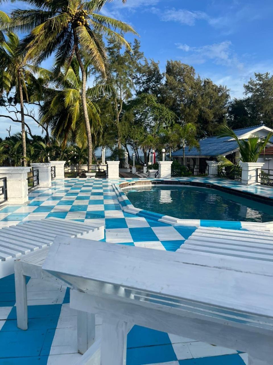 Ceylonta Beach Resort And Spa Hambantota Kültér fotó