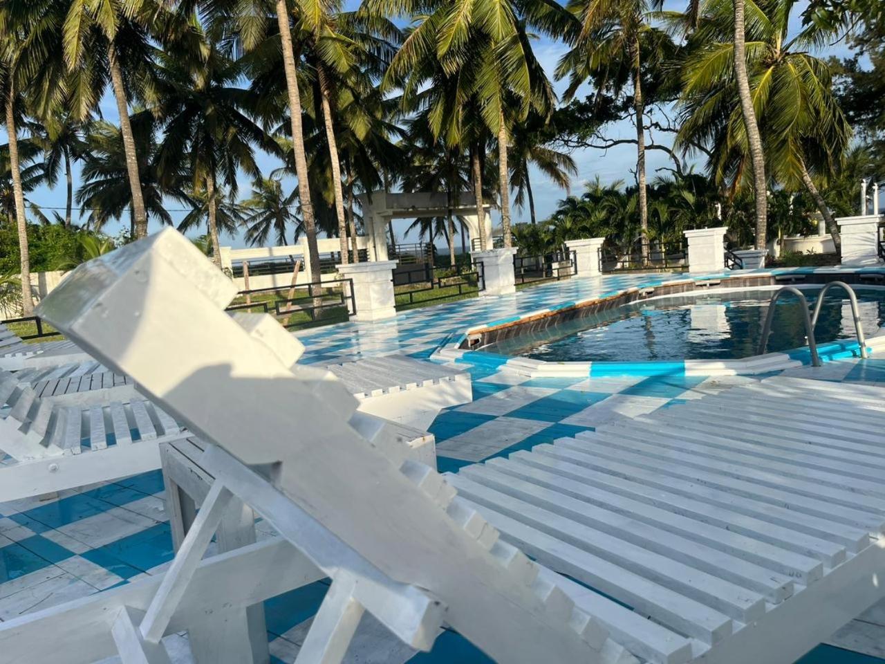 Ceylonta Beach Resort And Spa Hambantota Kültér fotó
